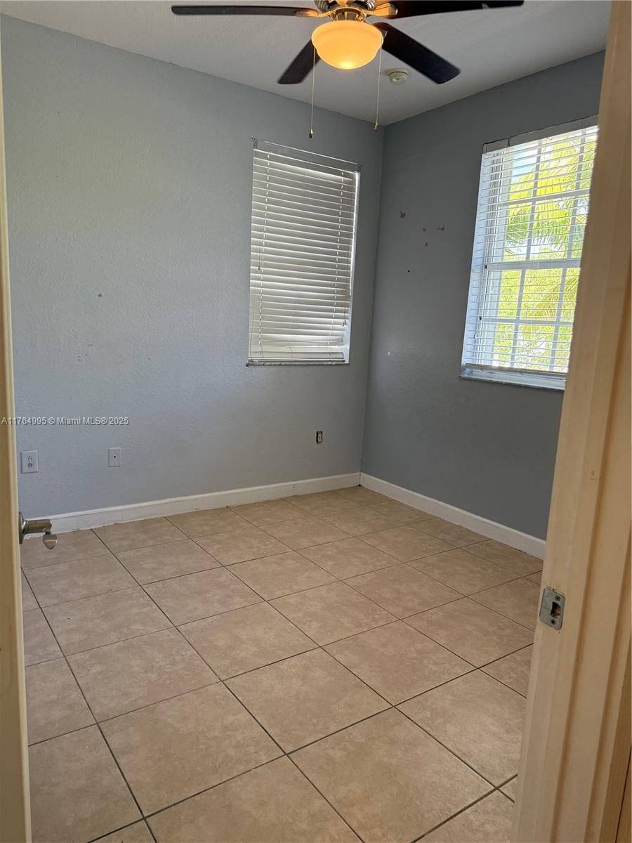 1065 Ne 30th Ave Property Photo 27