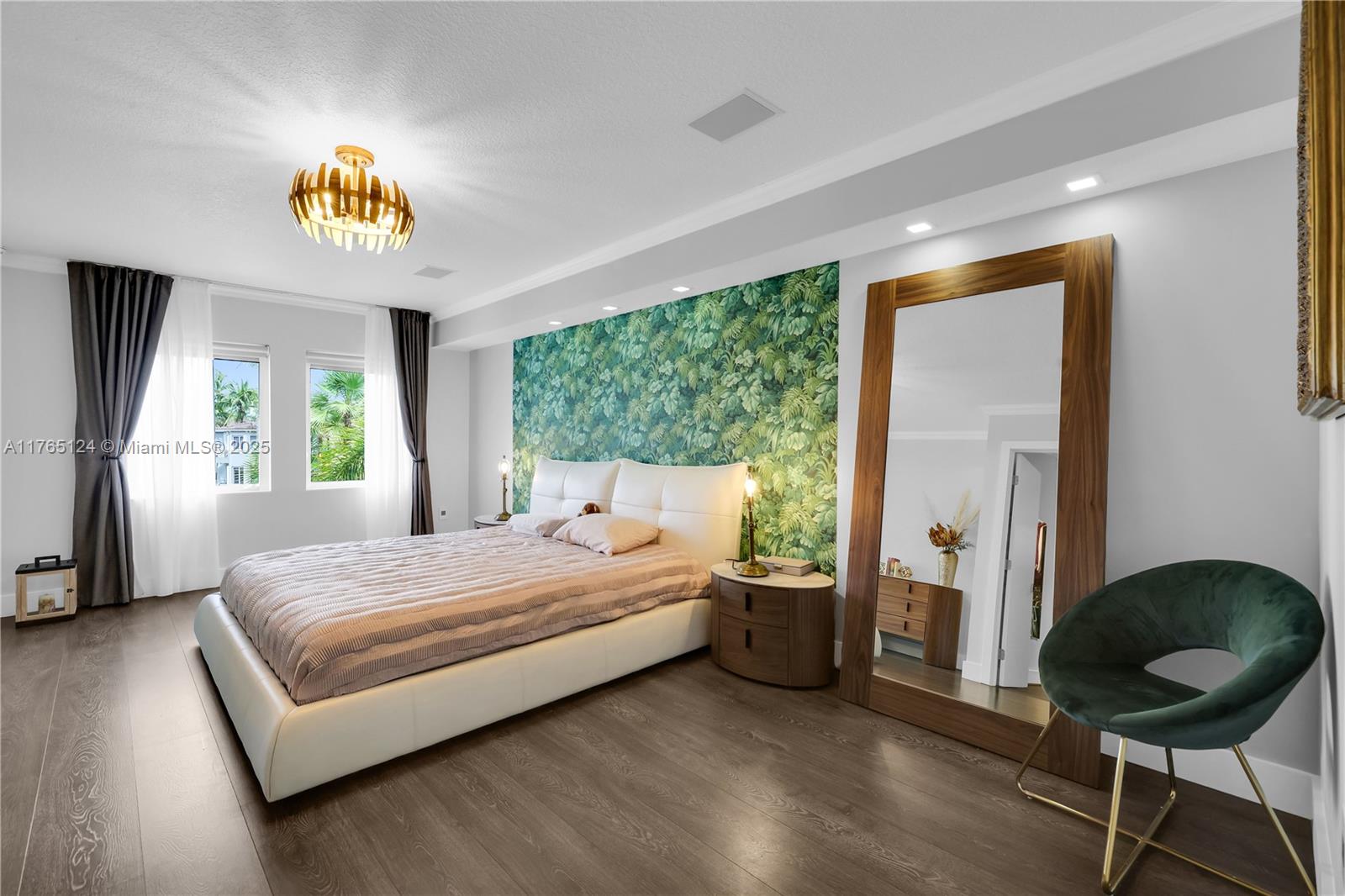 3015 Ne 208th St Property Photo 24