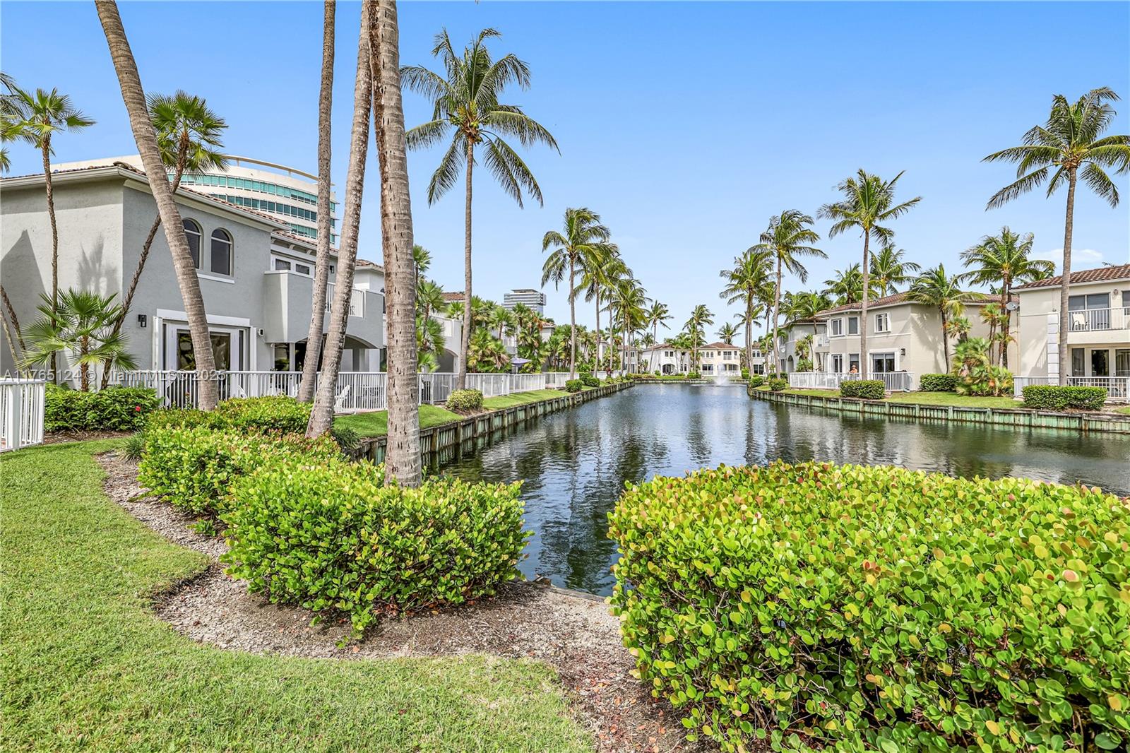 3015 Ne 208th St Property Photo 46