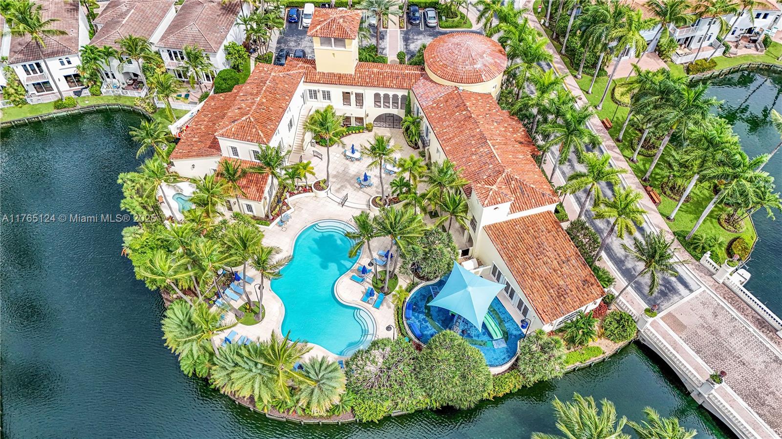 3015 Ne 208th St Property Photo 51