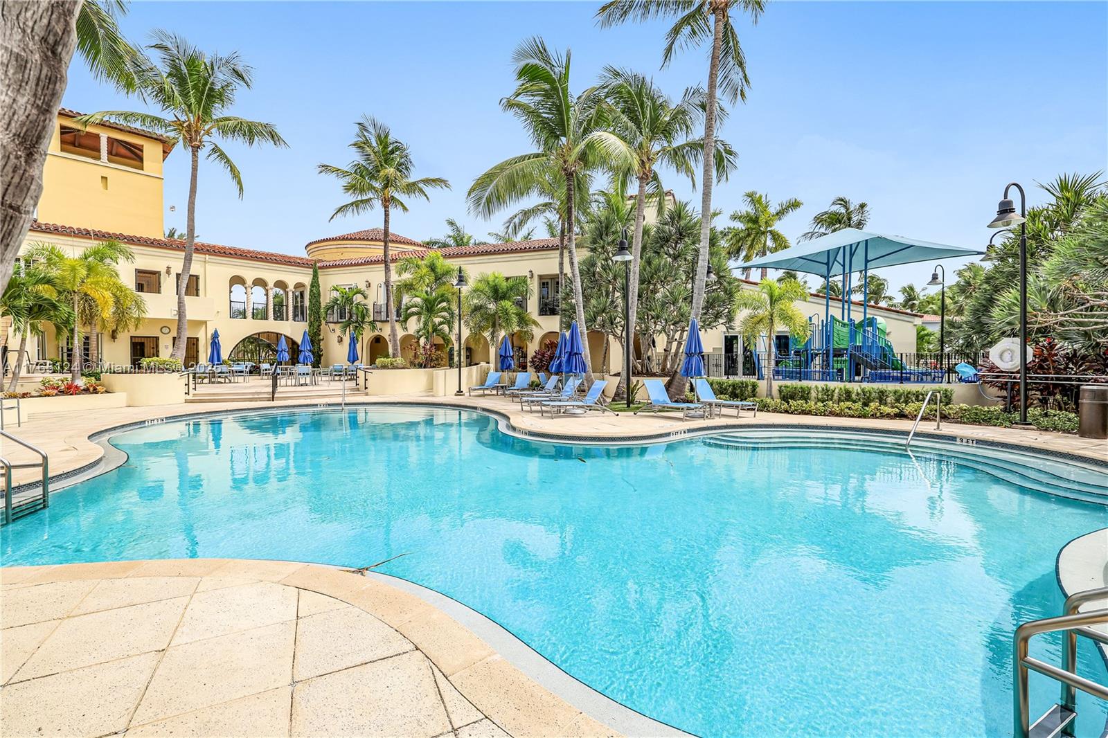 3015 Ne 208th St Property Photo 52