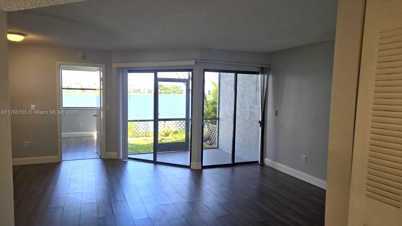 840 Independence Dr 840f Property Photo 3