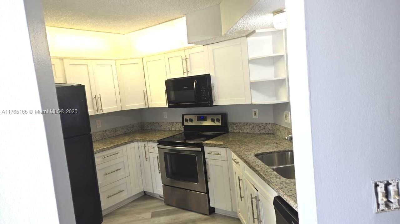 840 Independence Dr 840f Property Photo 29