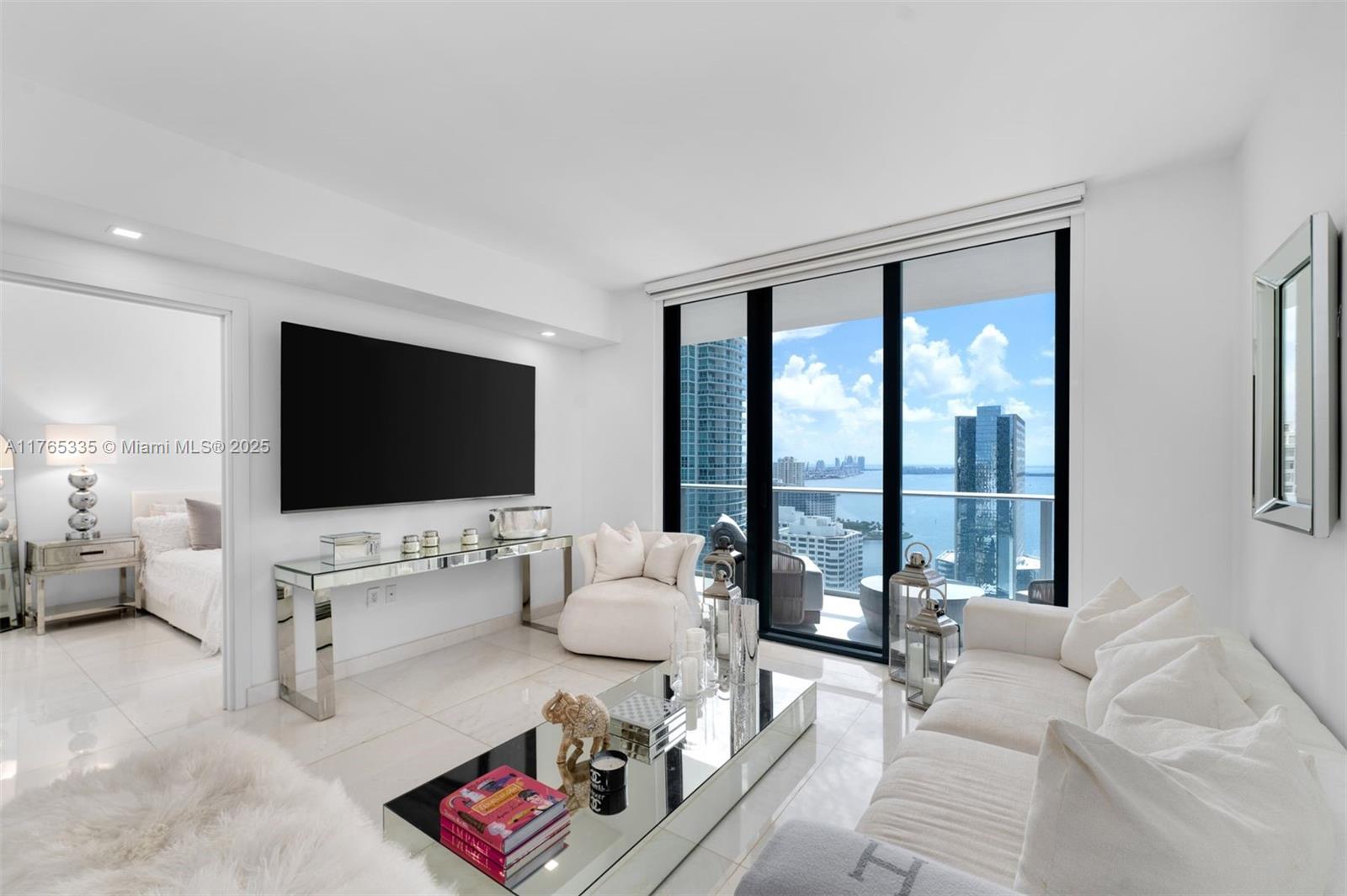 1010 Brickell Ave 3003 Property Photo