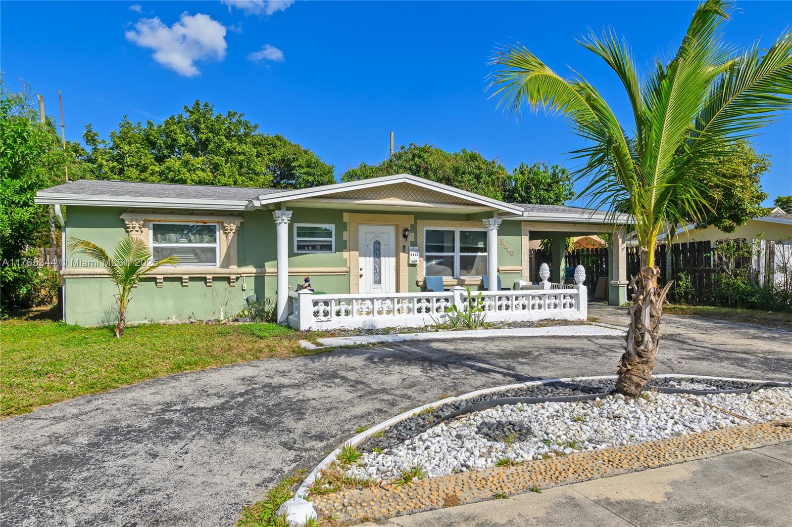 2670 Nw 42nd Ter Property Photo