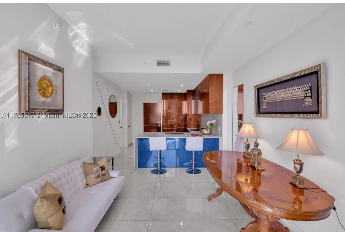 2678 Tigertail 1009 Property Photo 23