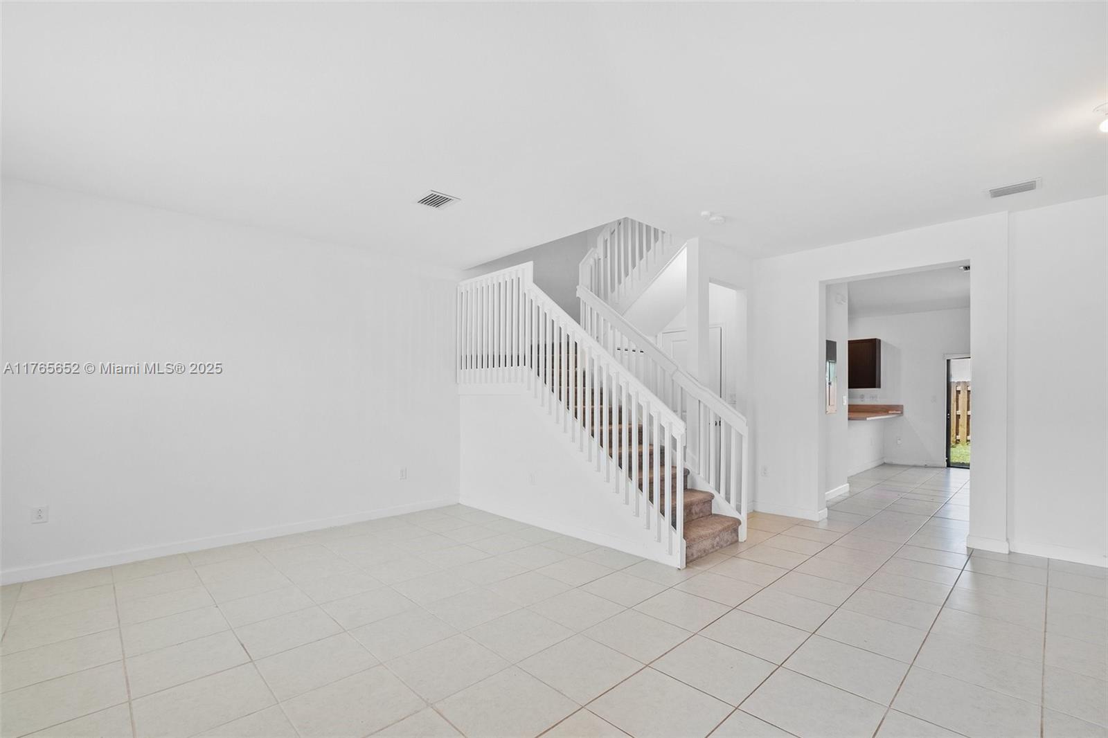 11829 Sw 245th Ter 11829 Property Photo 6