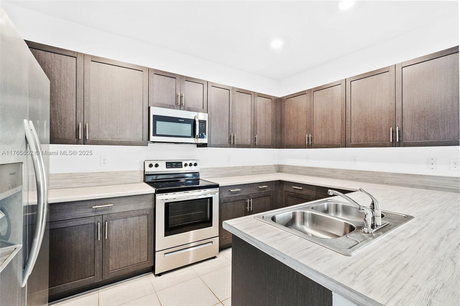 11829 Sw 245th Ter 11829 Property Photo 12
