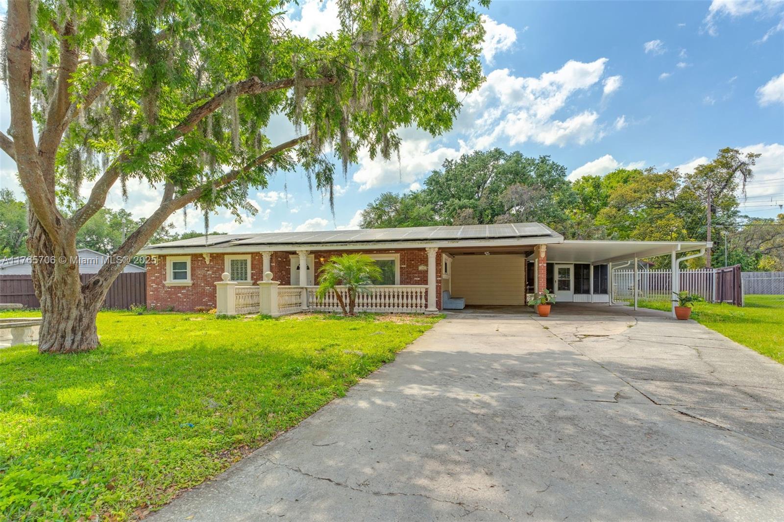 1204 Pleasant Place Property Photo