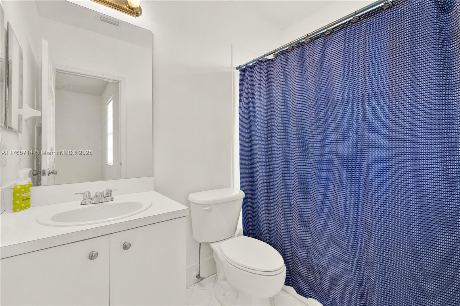 1570 Ne 33rd Rd 105-11 Property Photo 23