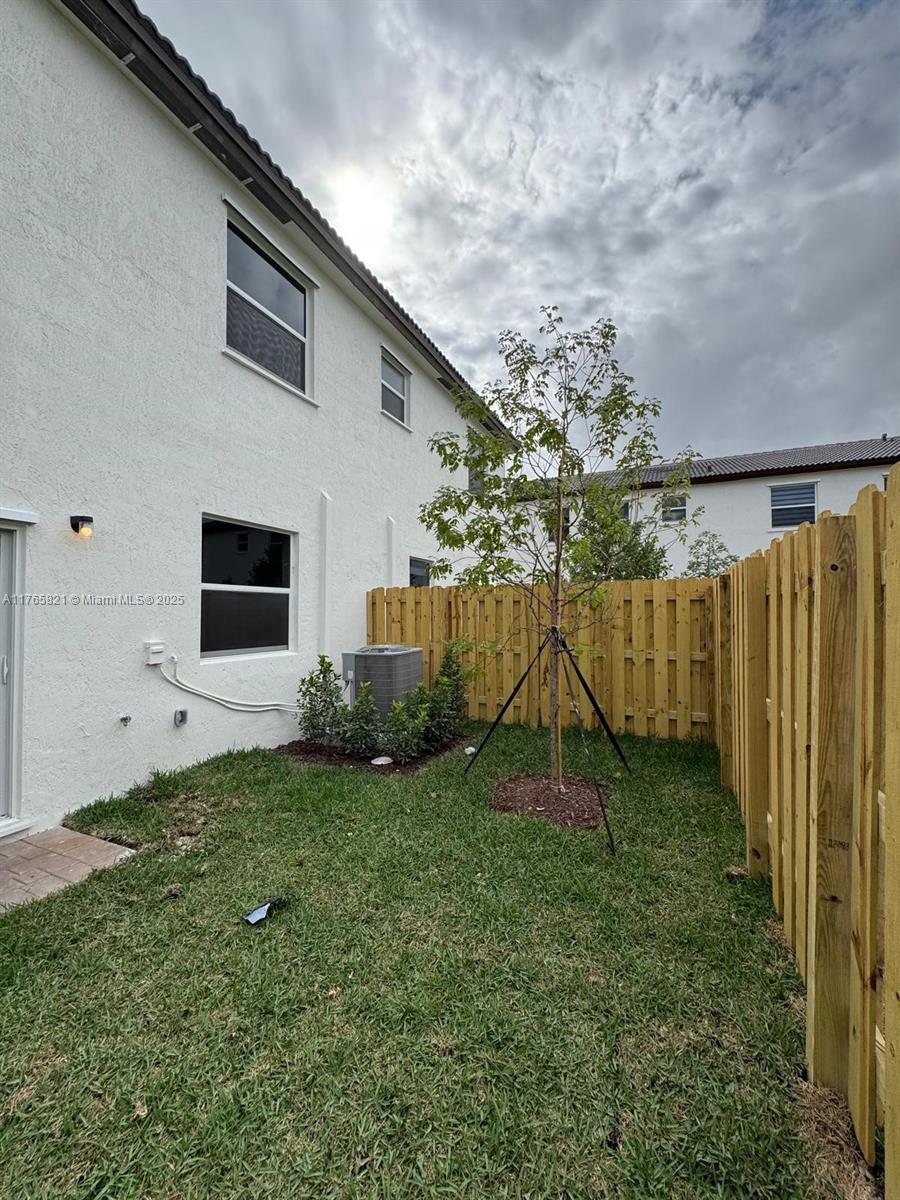 2882 Se 25th Terrace 2882 Property Photo 11