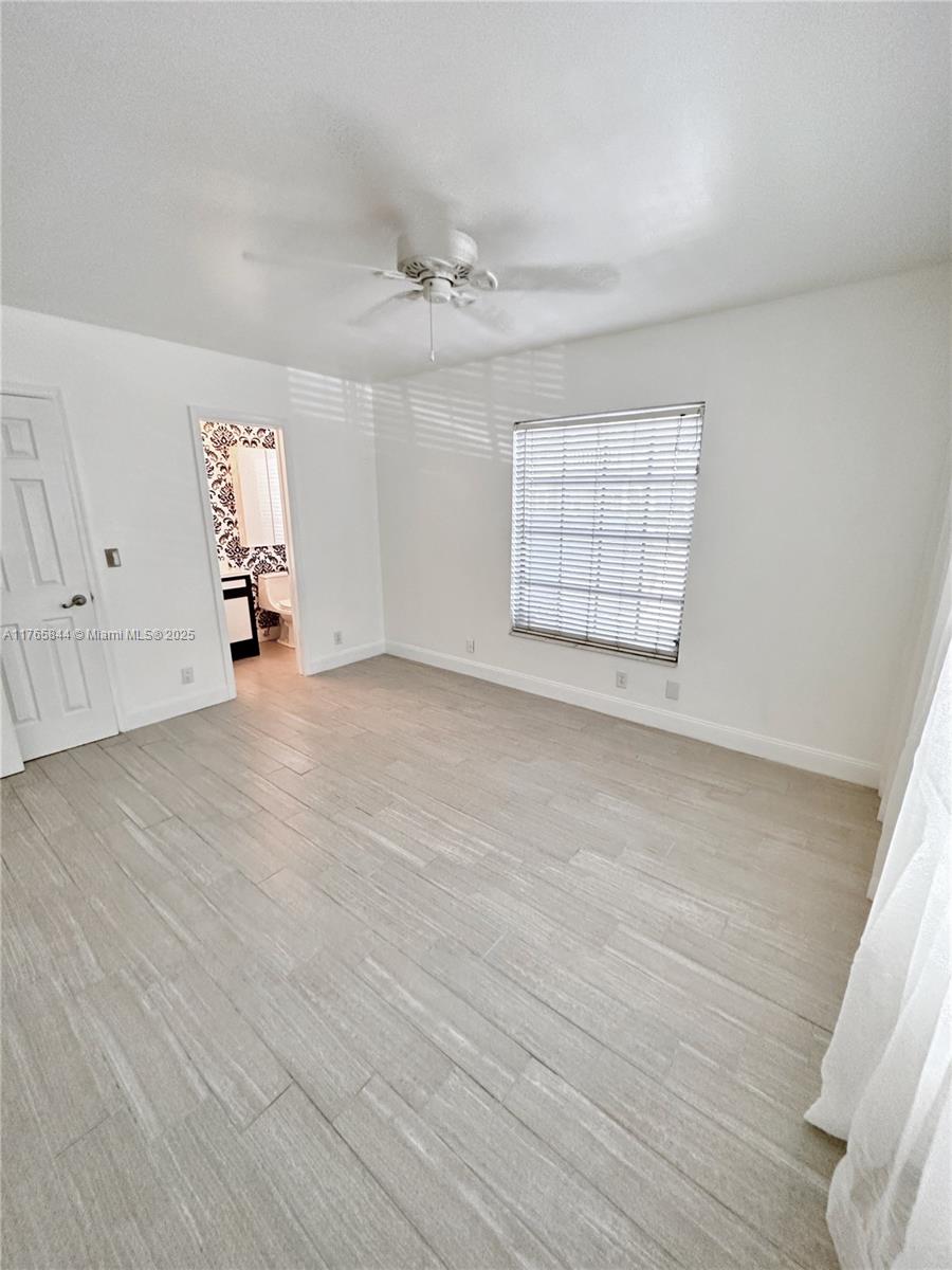 2201 Ne 66th St 1301 Property Photo 11