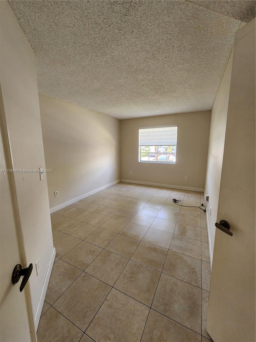 2637 Se 21st Ct 105-c Property Photo 16