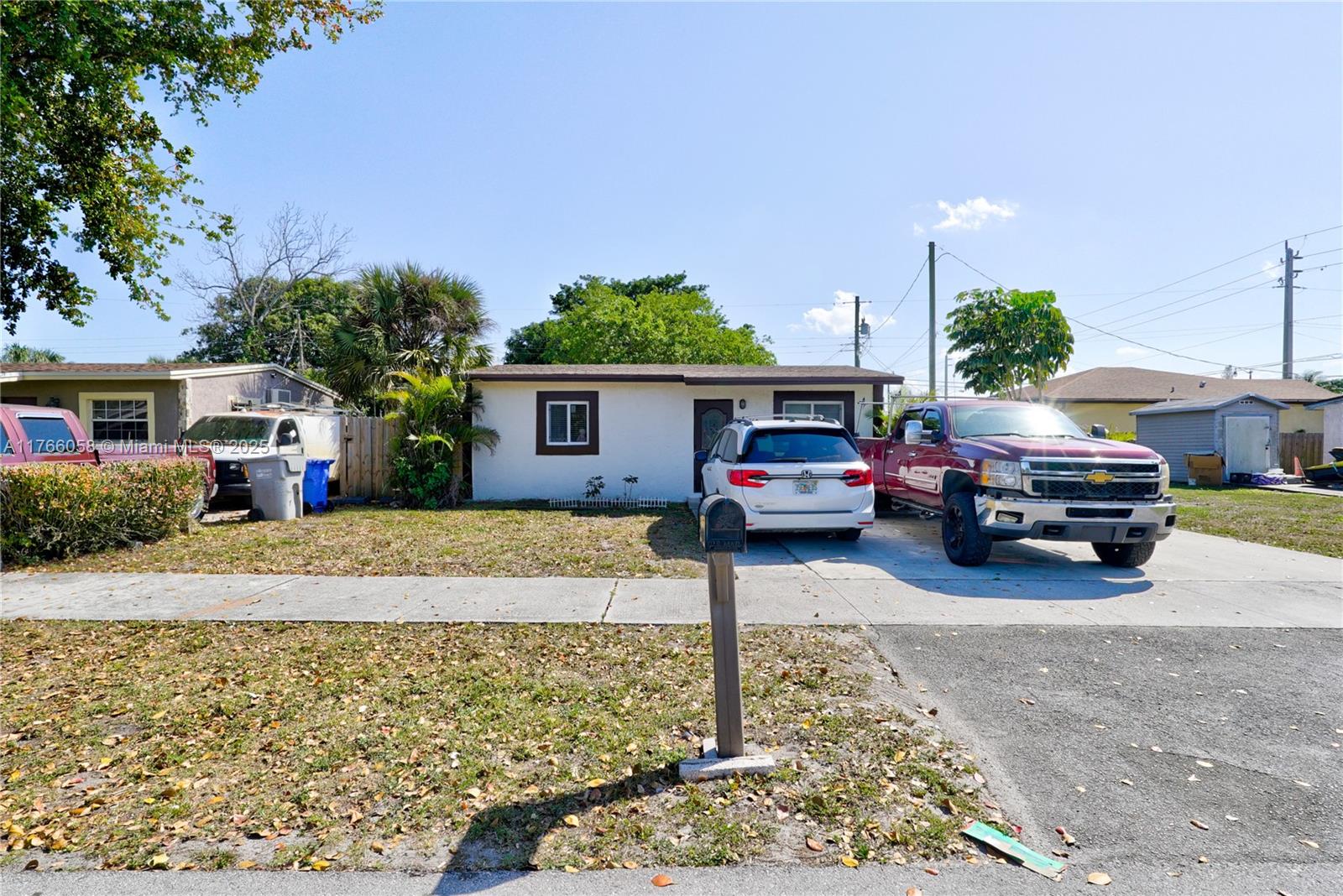 2862 Nw 4th St Property Photo
