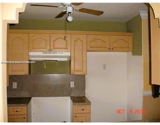 326 Nw 8th Ave Property Photo 8