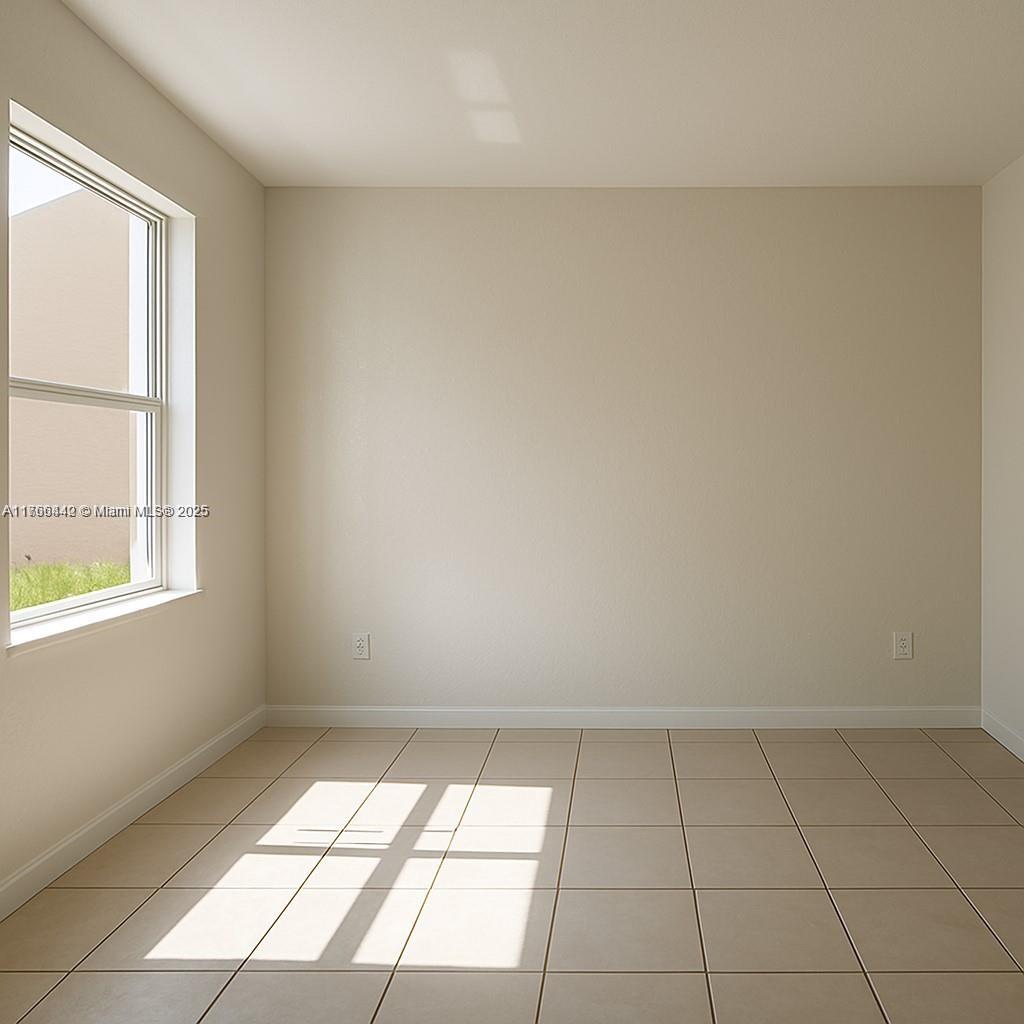 2737 Se 17th St Property Photo 3