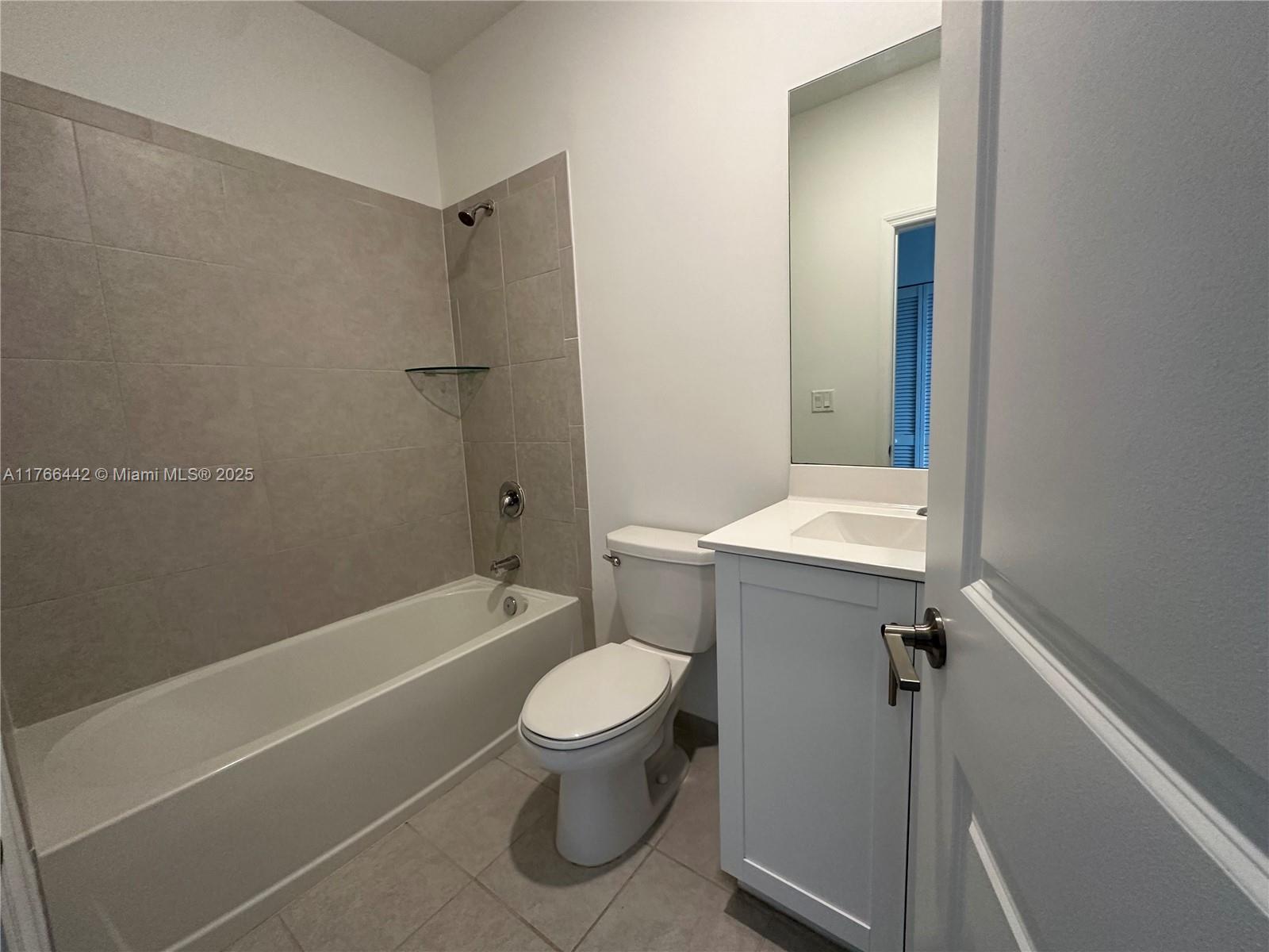 2737 Se 17th St Property Photo 14