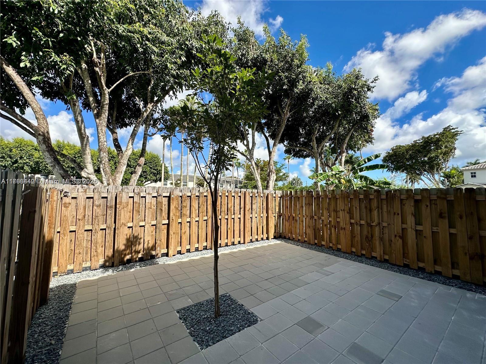 2737 Se 17th St Property Photo 18