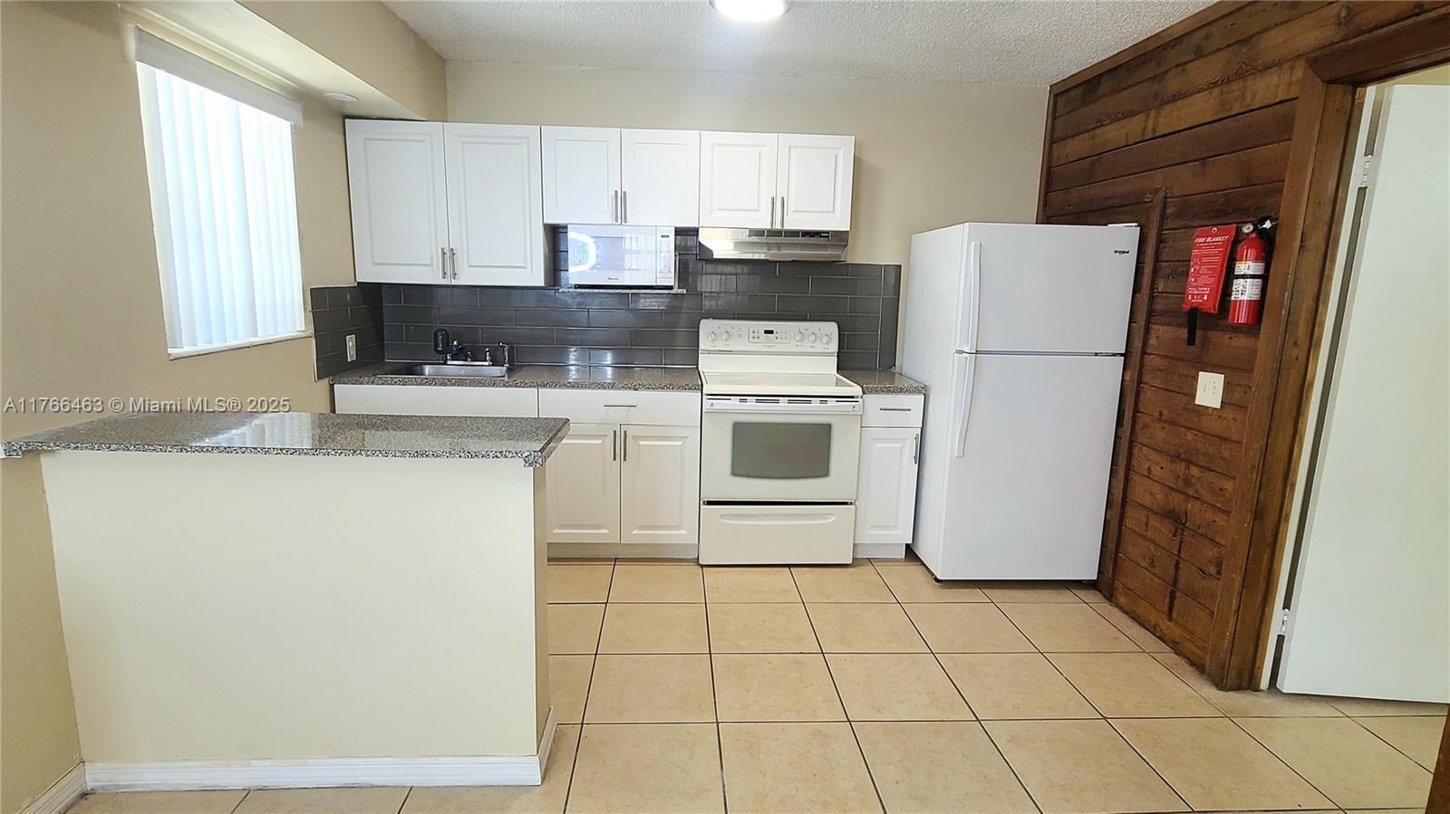 6133 Sw 34th St 1 Property Photo 6