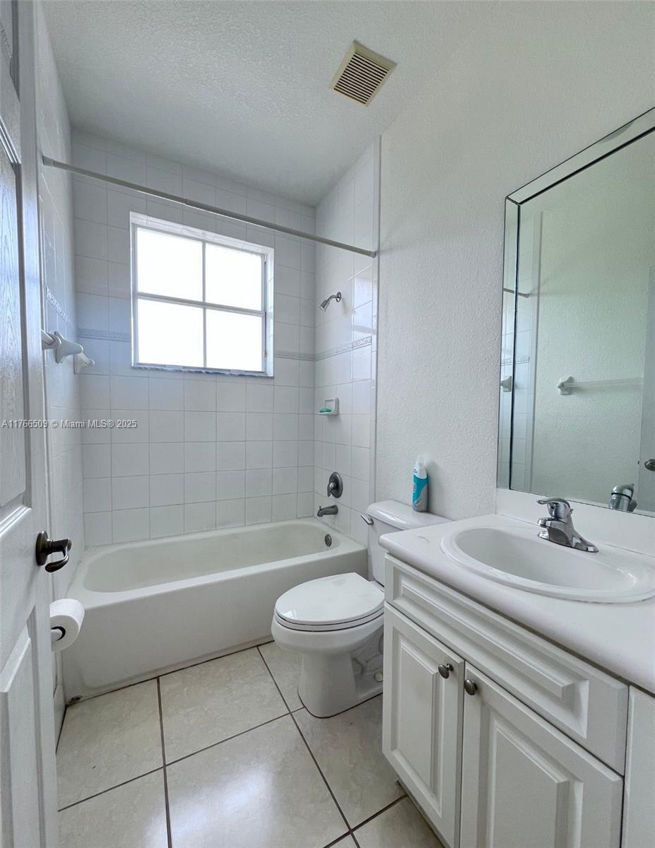 24305 Sw 109th Ct 1 Property Photo 9