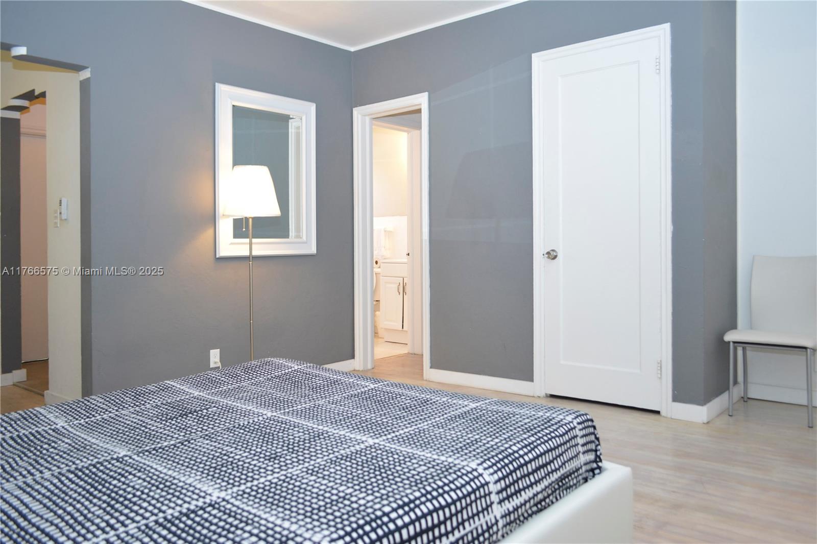 1021 Euclid Ave 12 Property Photo 1