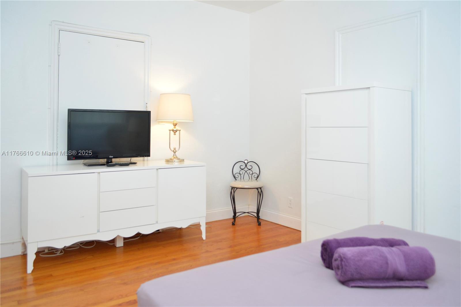 1021 Euclid Ave 1 Property Photo 1