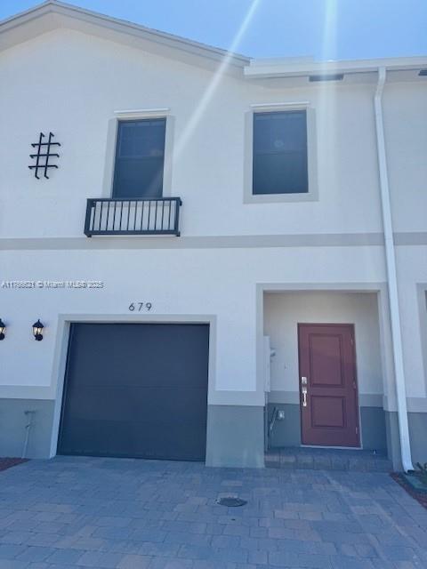 679 Nw 6th Ter Property Photo