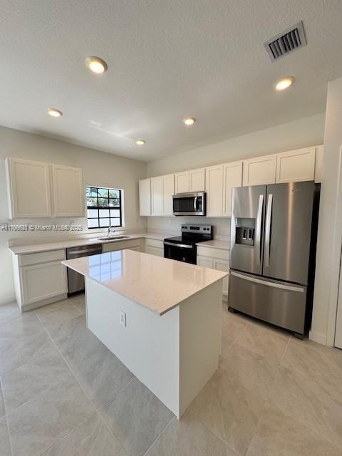 679 Nw 6th Ter Property Photo 4
