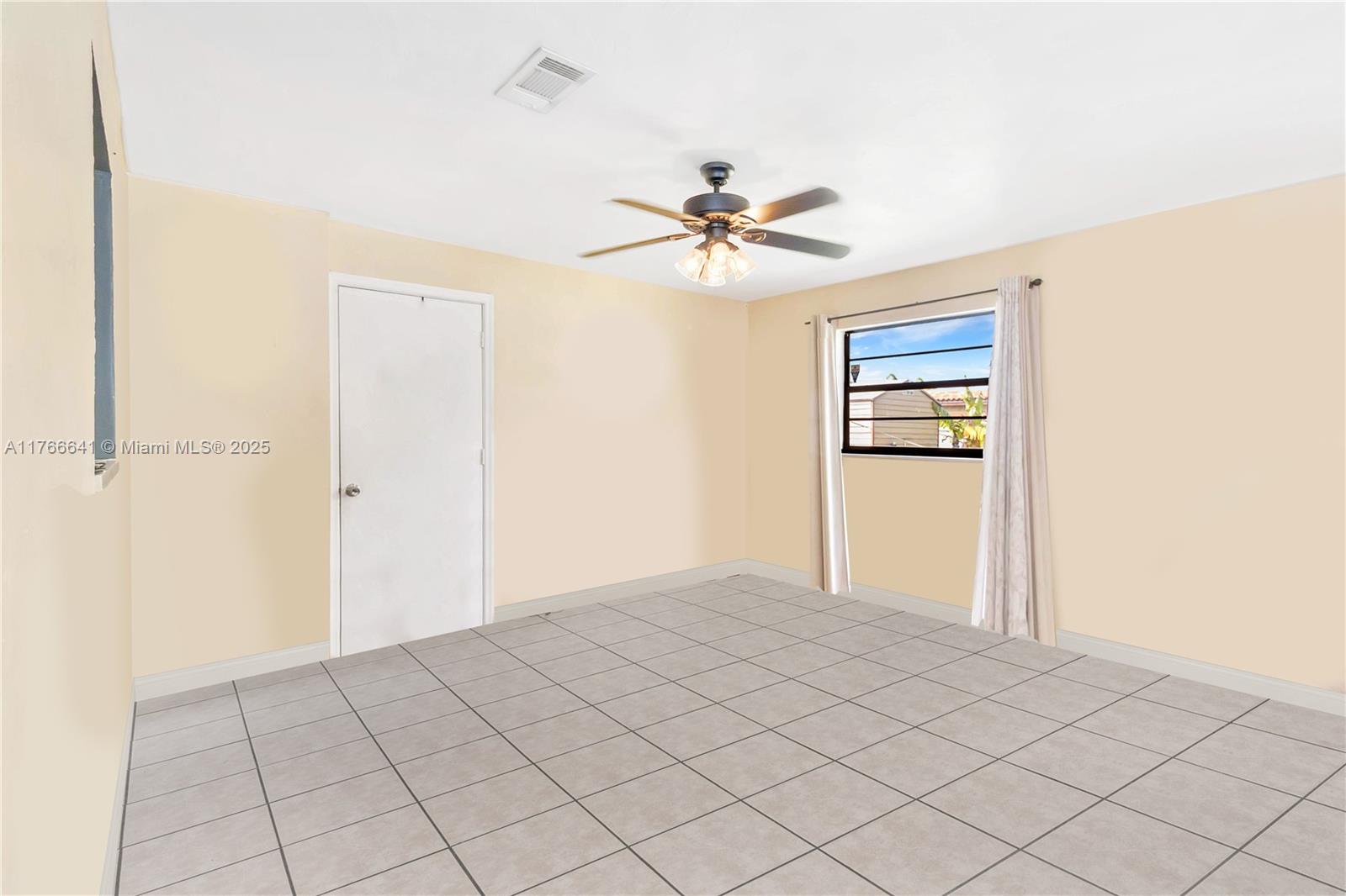 14461 Sw 285th St Property Photo 5