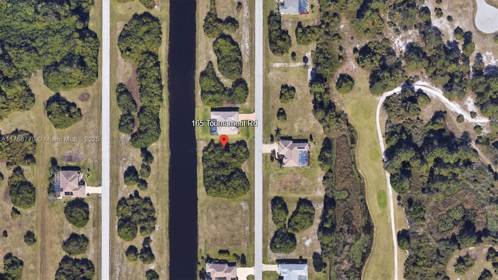 165 Tournament Rd Property Photo 4