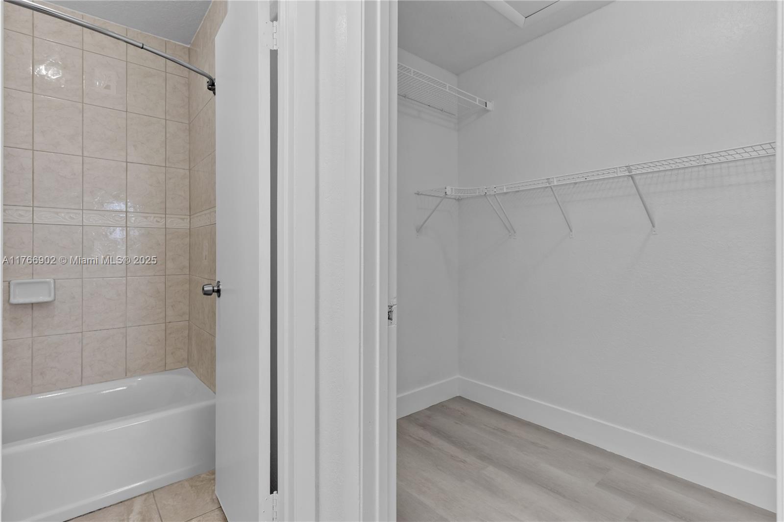 1301 S Franklin Ave 1301l Property Photo 12
