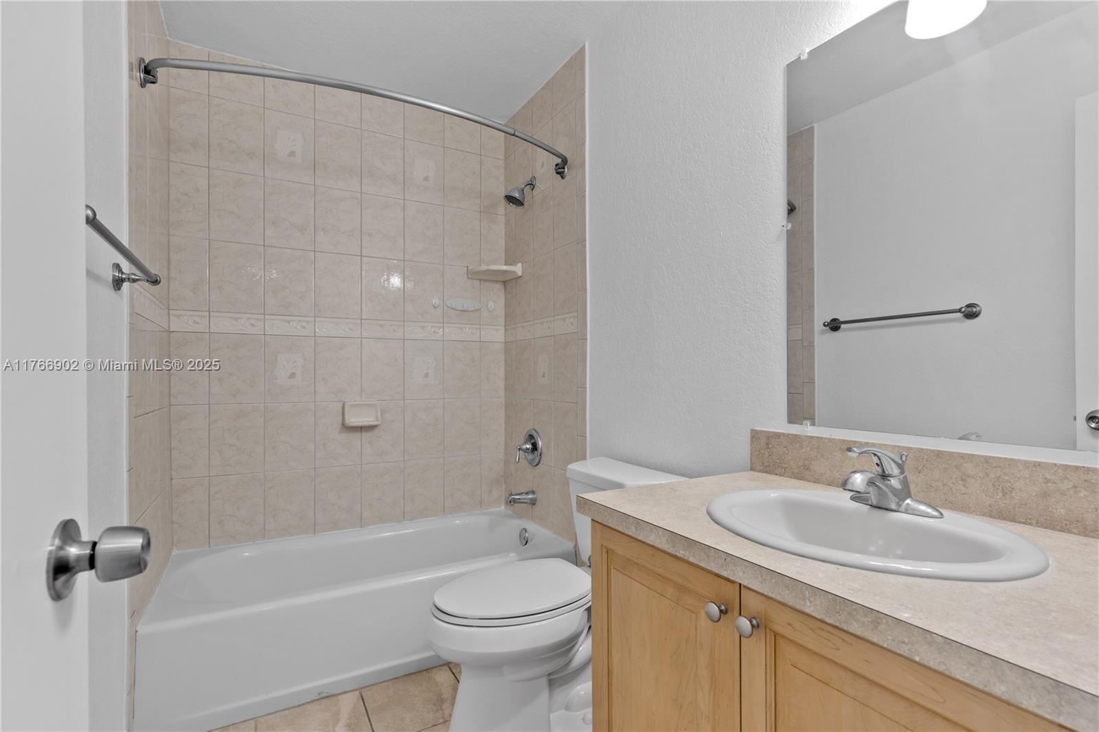 1301 S Franklin Ave 1301l Property Photo 16