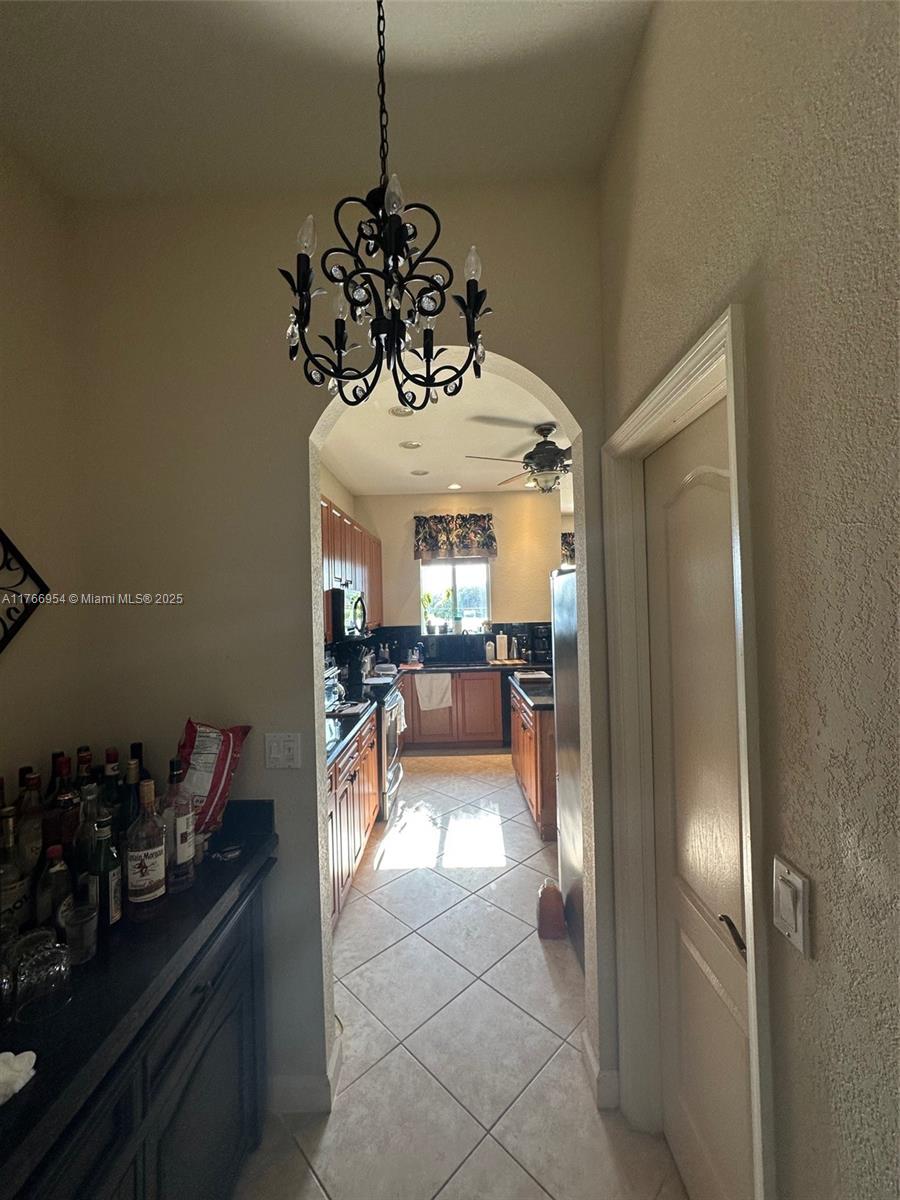 2225 Se 20 Avenue Property Photo 5