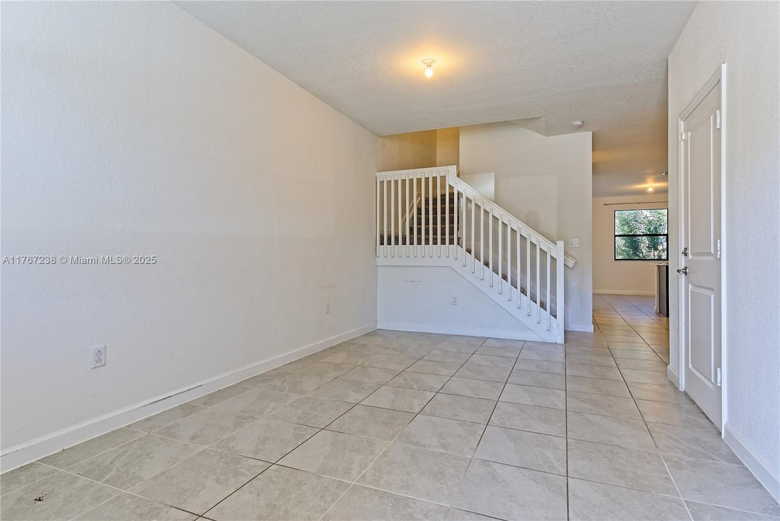 13409 Sw 287th St Property Photo 2