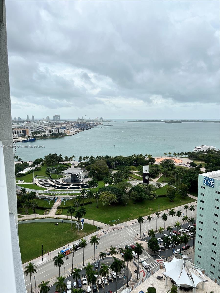 244 Biscayne Blvd 2609 Property Photo 20