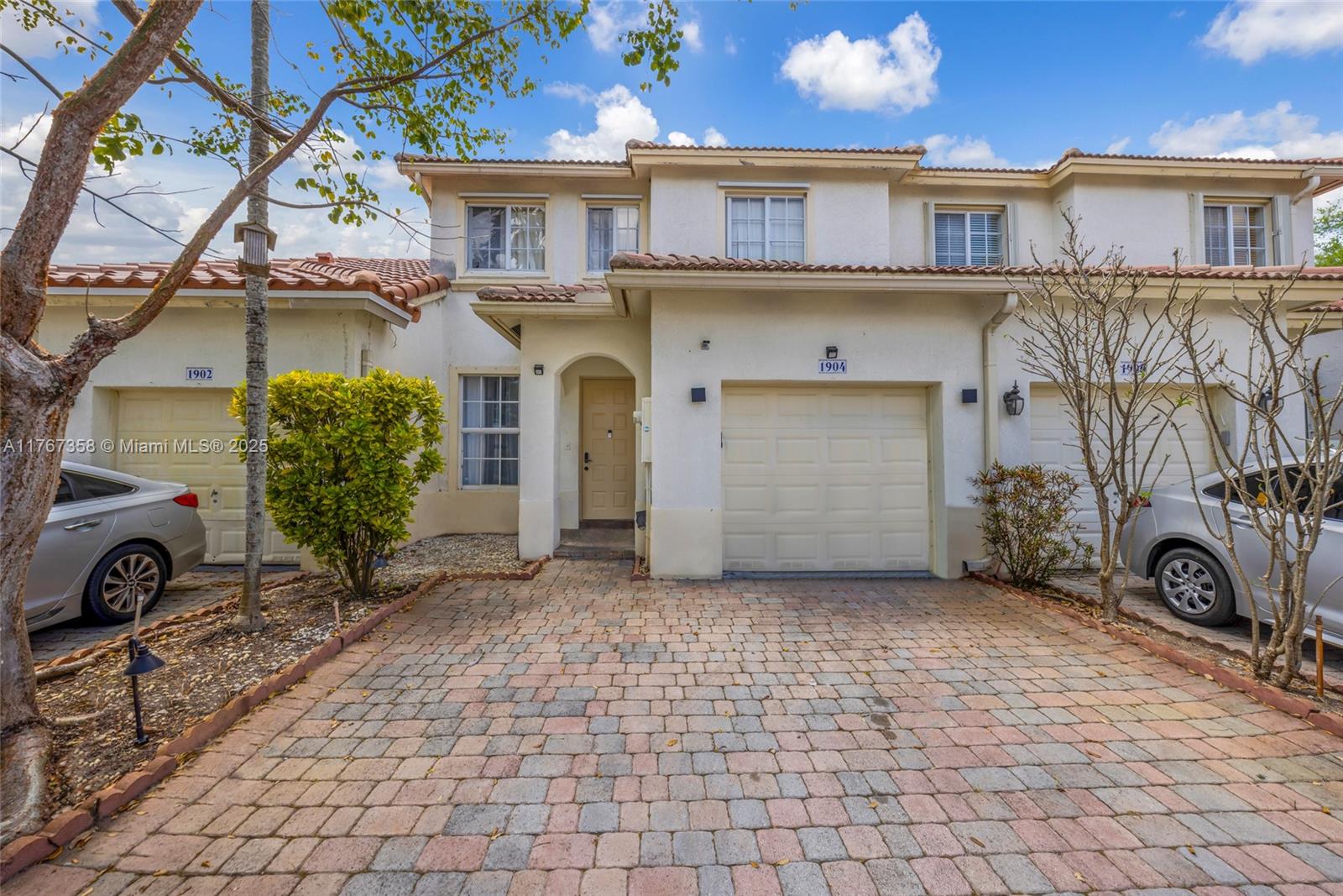 1904 Nw 78th Way Property Photo