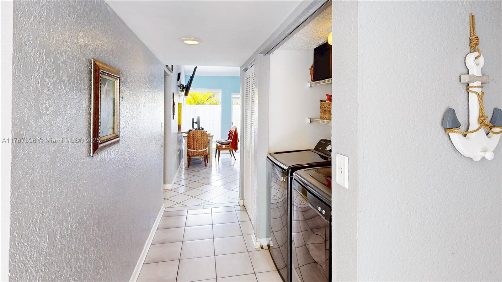 1451 Loon Ct Property Photo 11