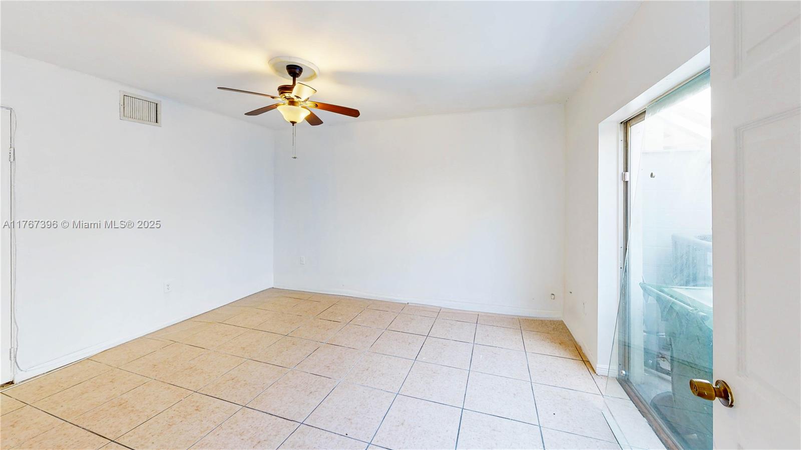 1451 Loon Ct Property Photo 29