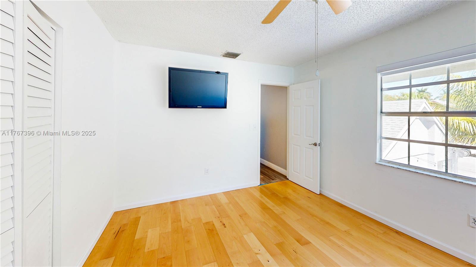 1451 Loon Ct Property Photo 35