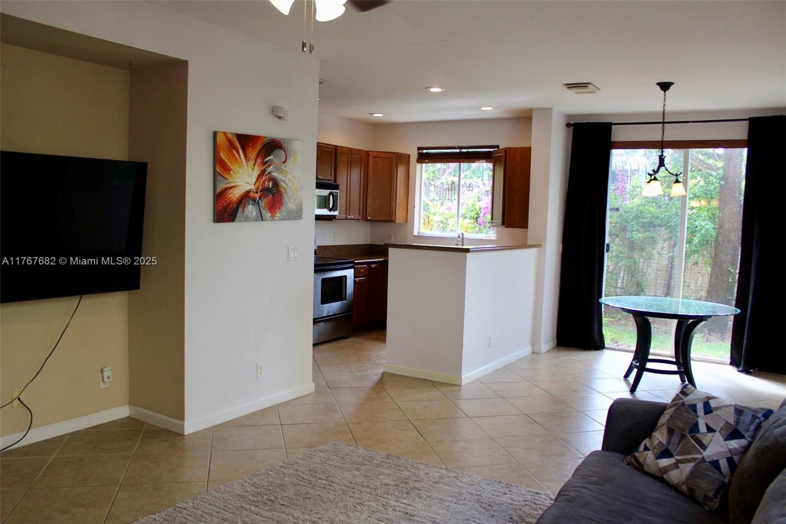 1802 Sonrisa St 1802 Property Photo