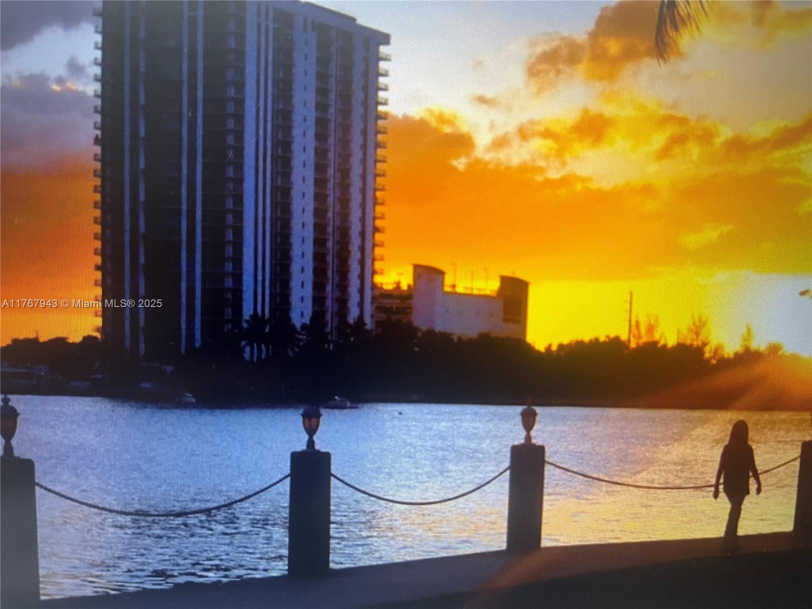 2910 Point East Dr M414 Property Photo 5