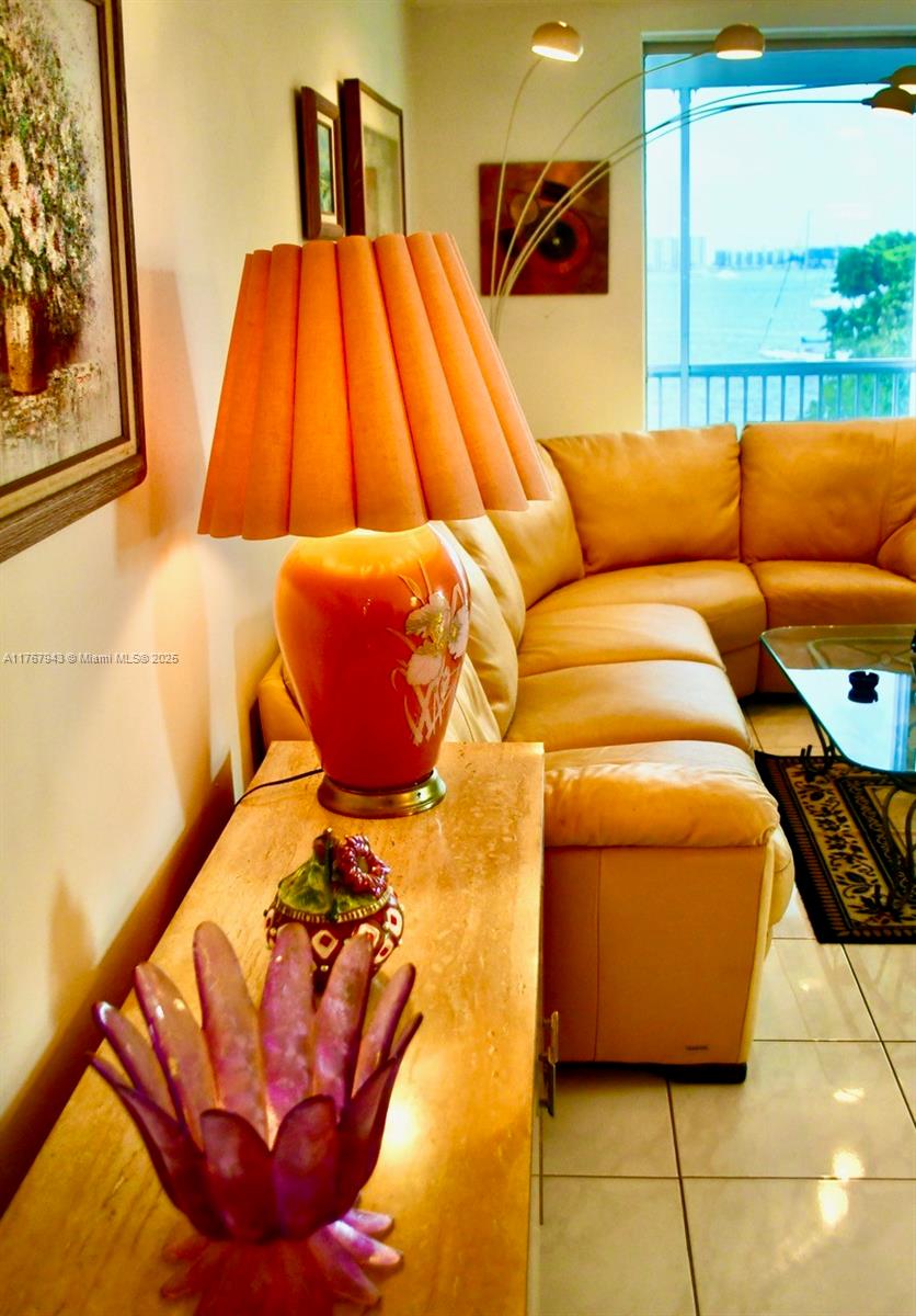 2910 Point East Dr M414 Property Photo 9