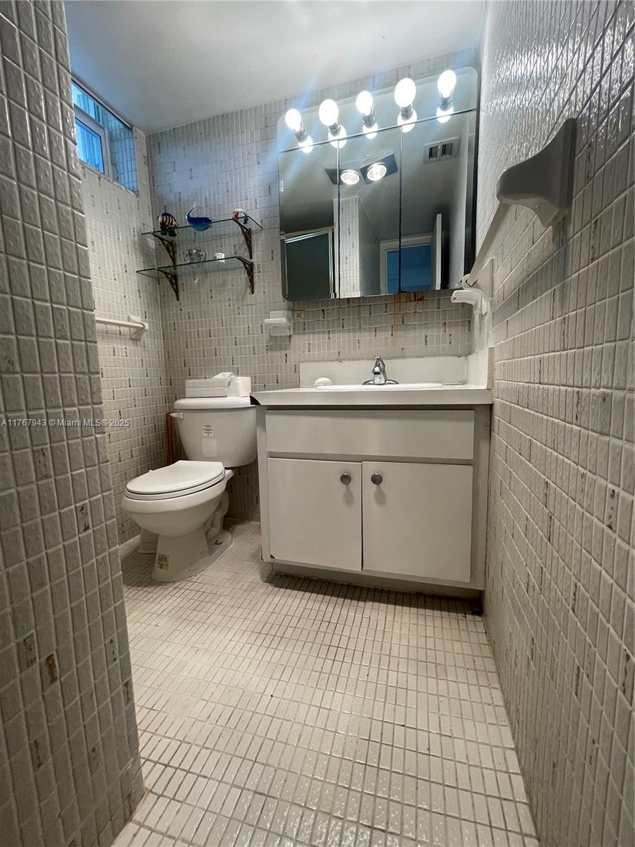 2910 Point East Dr M414 Property Photo 41