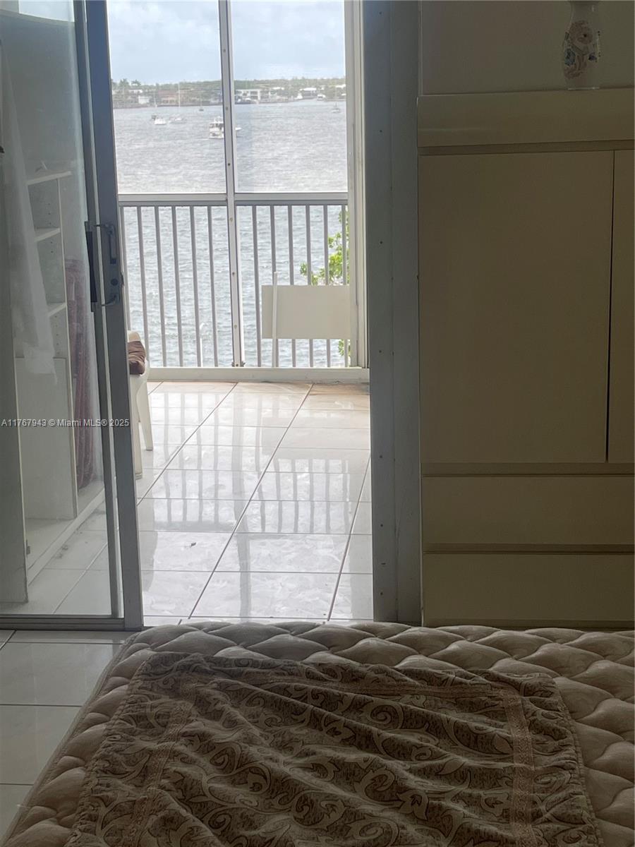 2910 Point East Dr M414 Property Photo 54