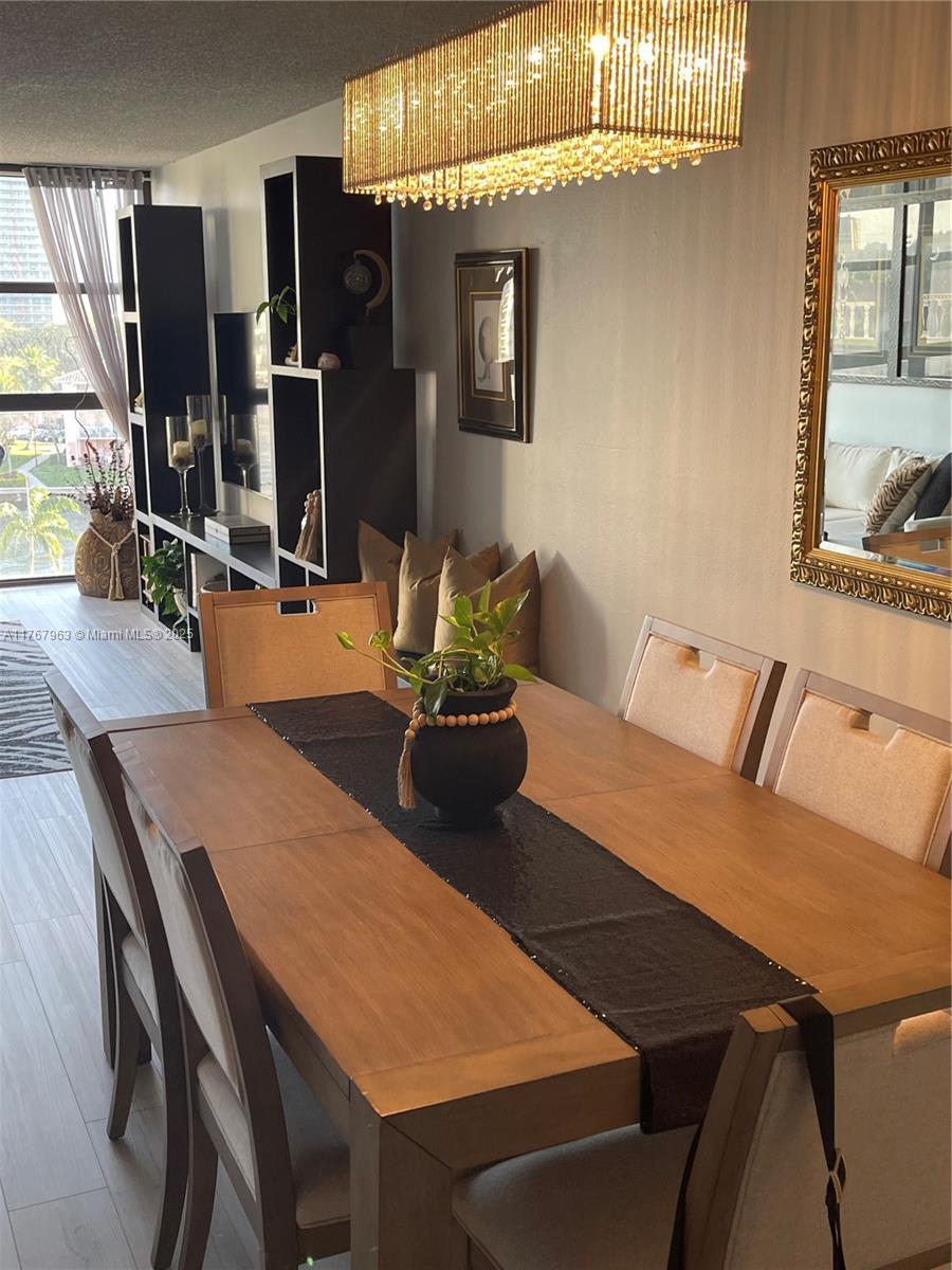 200 Leslie Dr 622 Property Photo 2