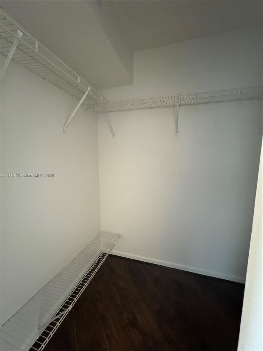 2011 Se 27th Dr 102-b Property Photo 15