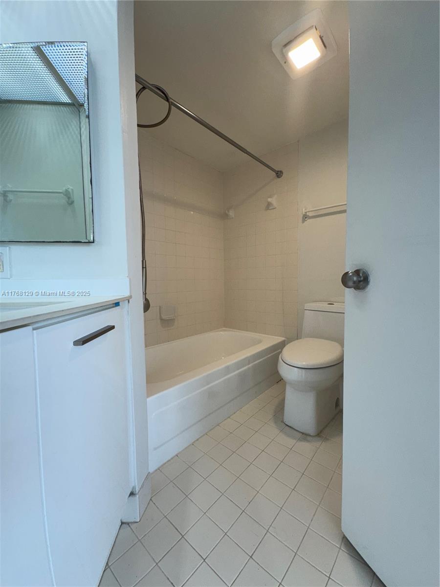 2011 Se 27th Dr 102-b Property Photo 28