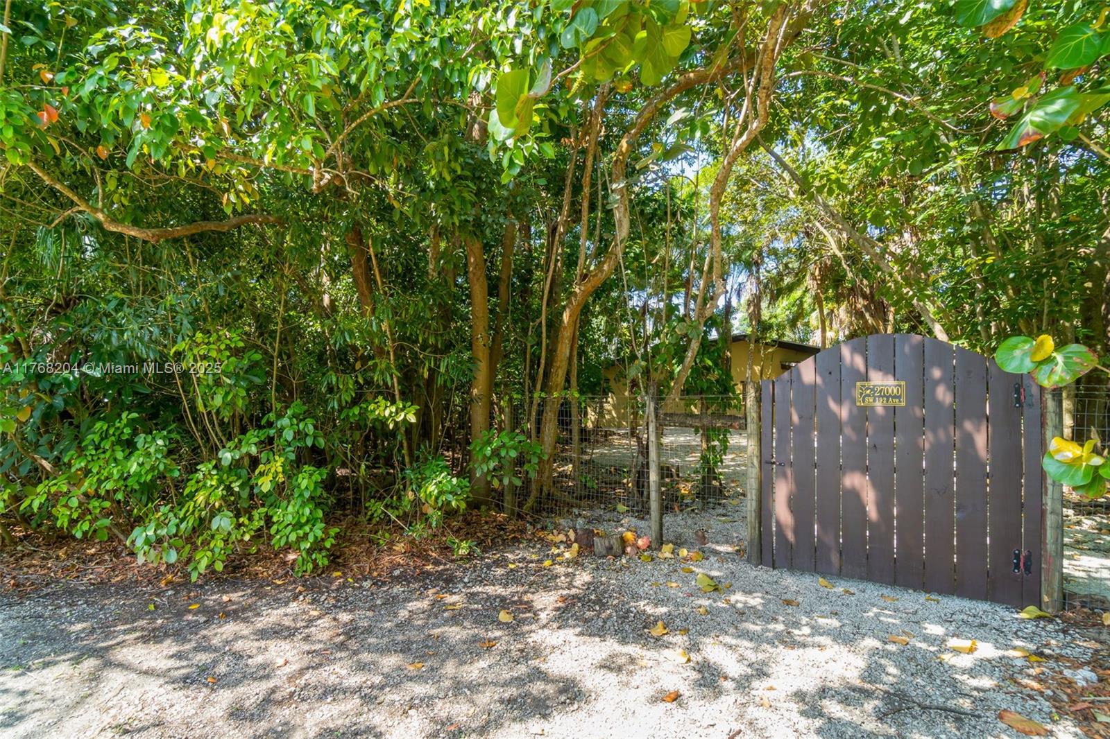 27000 Sw 192nd Ave Property Photo 13