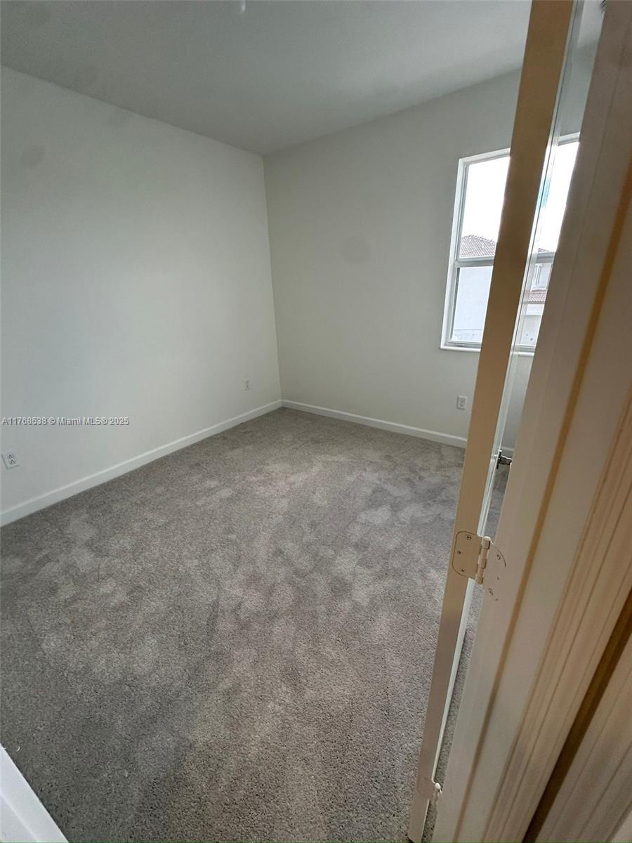 2848 Se 26 Ter 2848 Property Photo 15