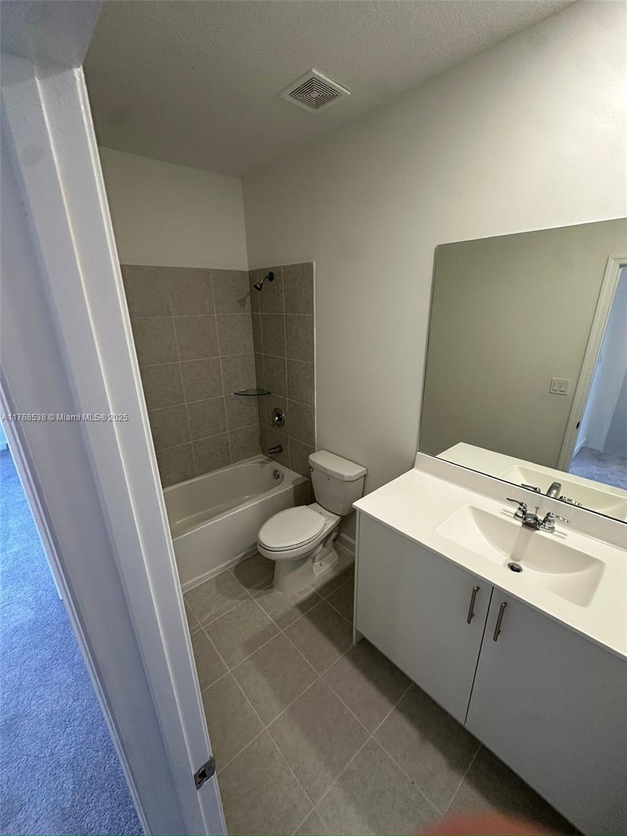 2848 Se 26 Ter 2848 Property Photo 25